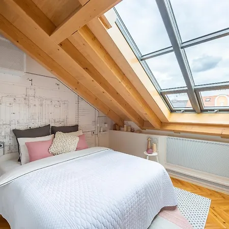 Days - Stunning Loft - Ac - Zizkov Tower Praga
